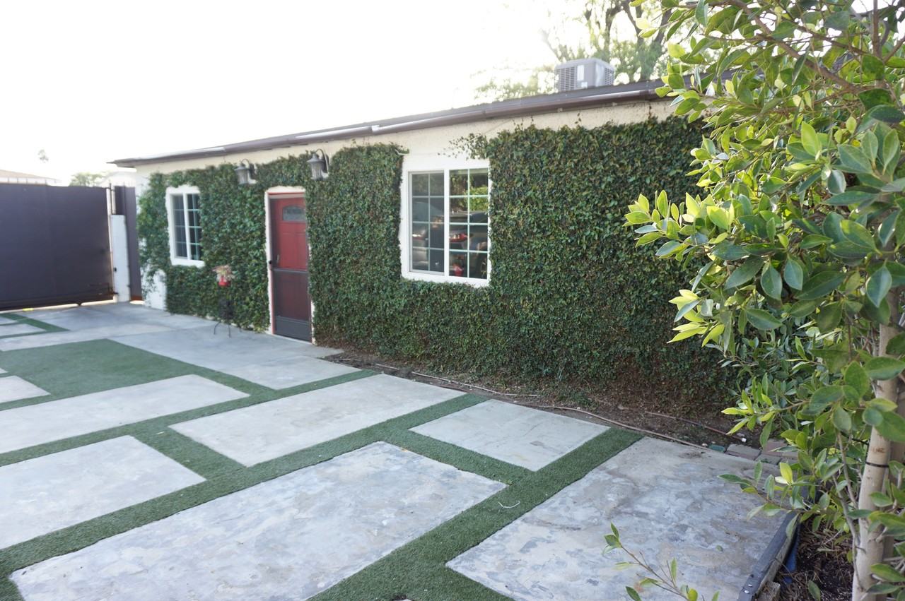 14820 Devonshire St - Photo 3 of 38