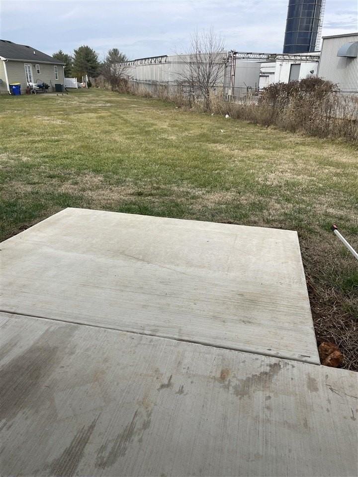 515 Hilton Ct #B - Photo 5 of 8