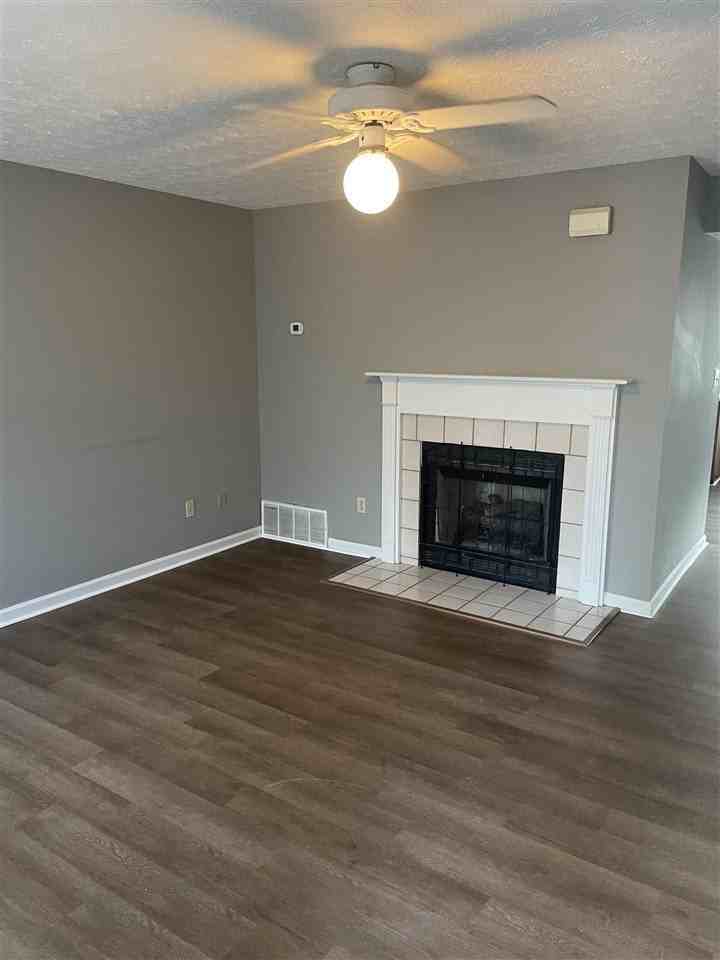 1744 Cave Mill Rd #B - Photo 5 of 5