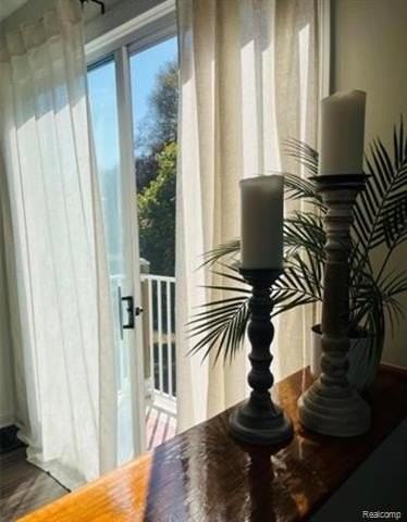 3201 Heatherstone Ct - Photo 6 of 13