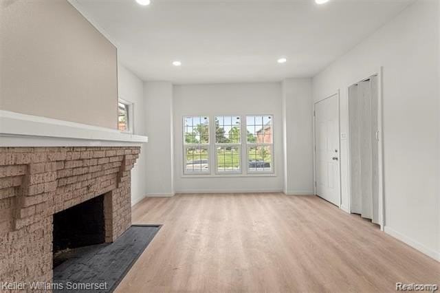 7432 Churchill St - Photo 3 of 17