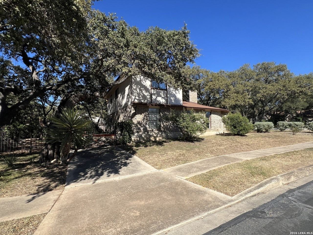 4503 Shavano Woods St - Photo 2 of 45