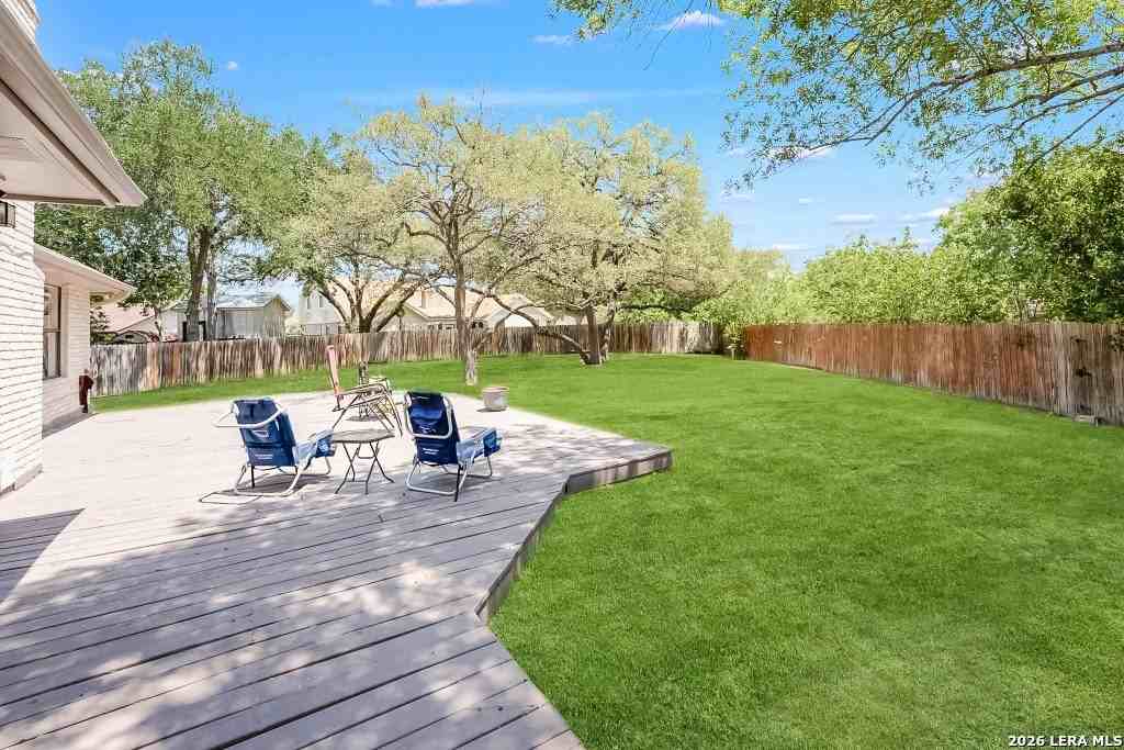 12202 Violet St - Photo 4 of 26