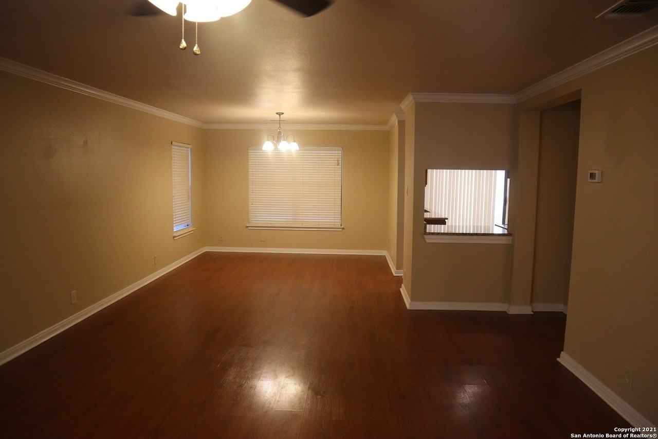 1731 County Cork Rd - Photo 5 of 39