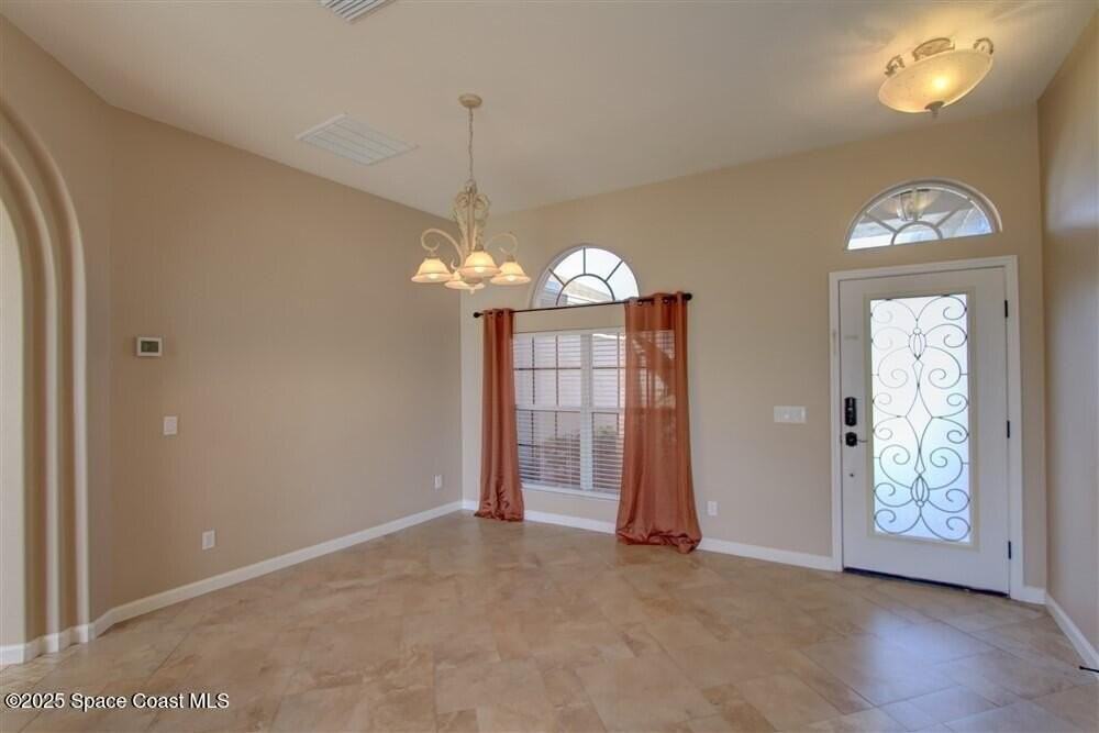 3247 Peninsula Cir - Photo 3 of 33