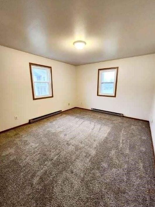 1126 12th St - Photo 5 of 9