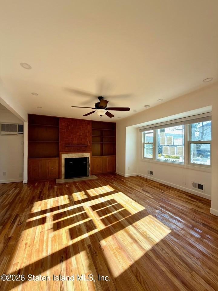 65 E Scranton Ave - Photo 2 of 13