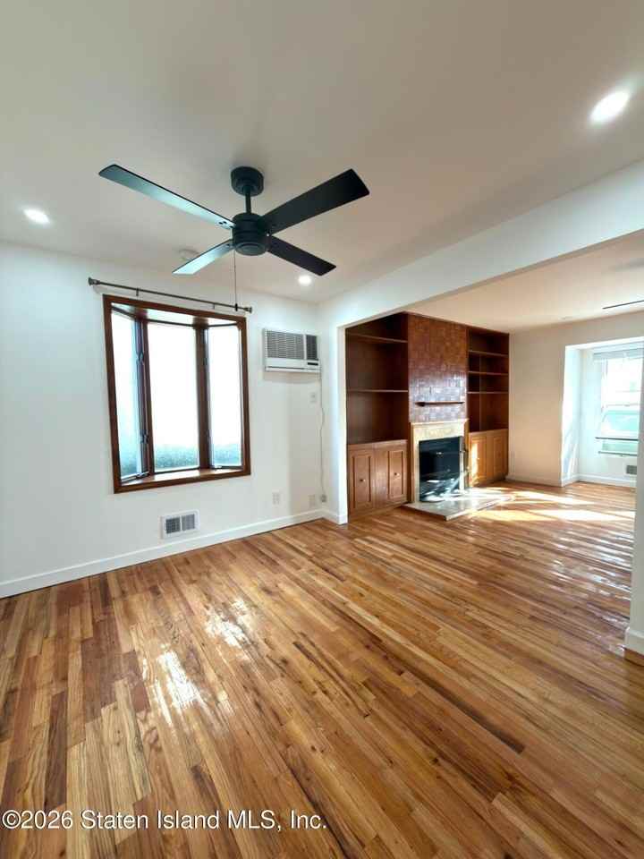 65 E Scranton Ave - Photo 4 of 13