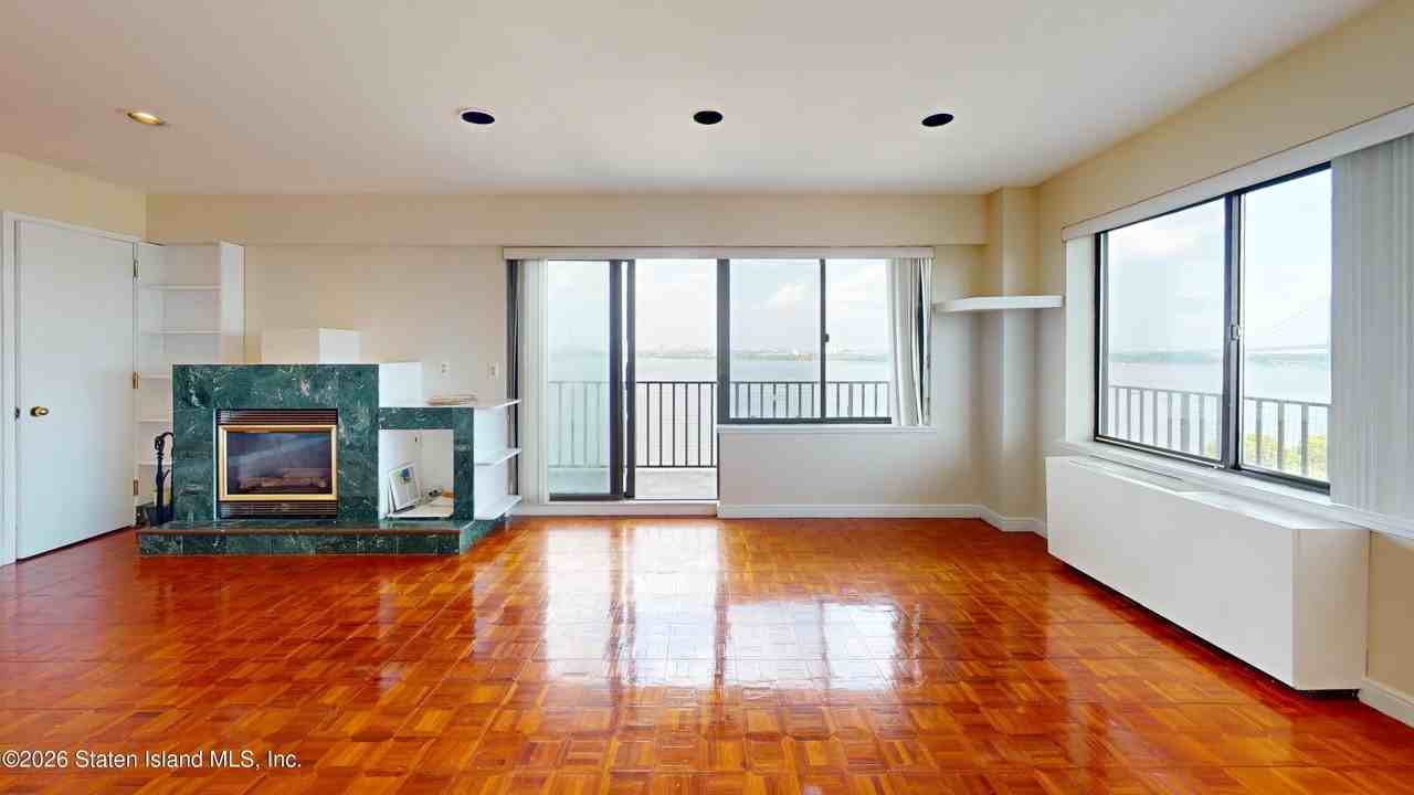 31 Hylan Blvd Apt 12b #12B - Photo 5 of 19