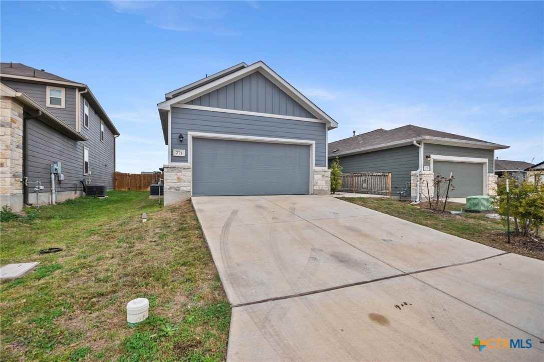 271 Kinsley Way - Photo 3 of 48