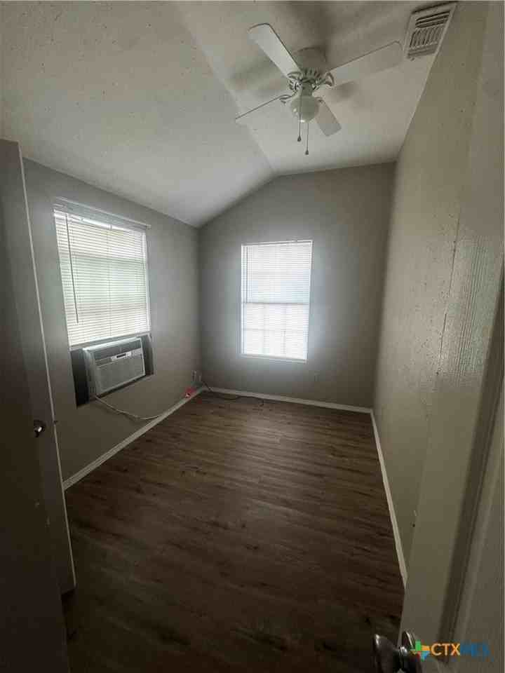 1451 Offermann Hill Rd - Photo 7 of 8