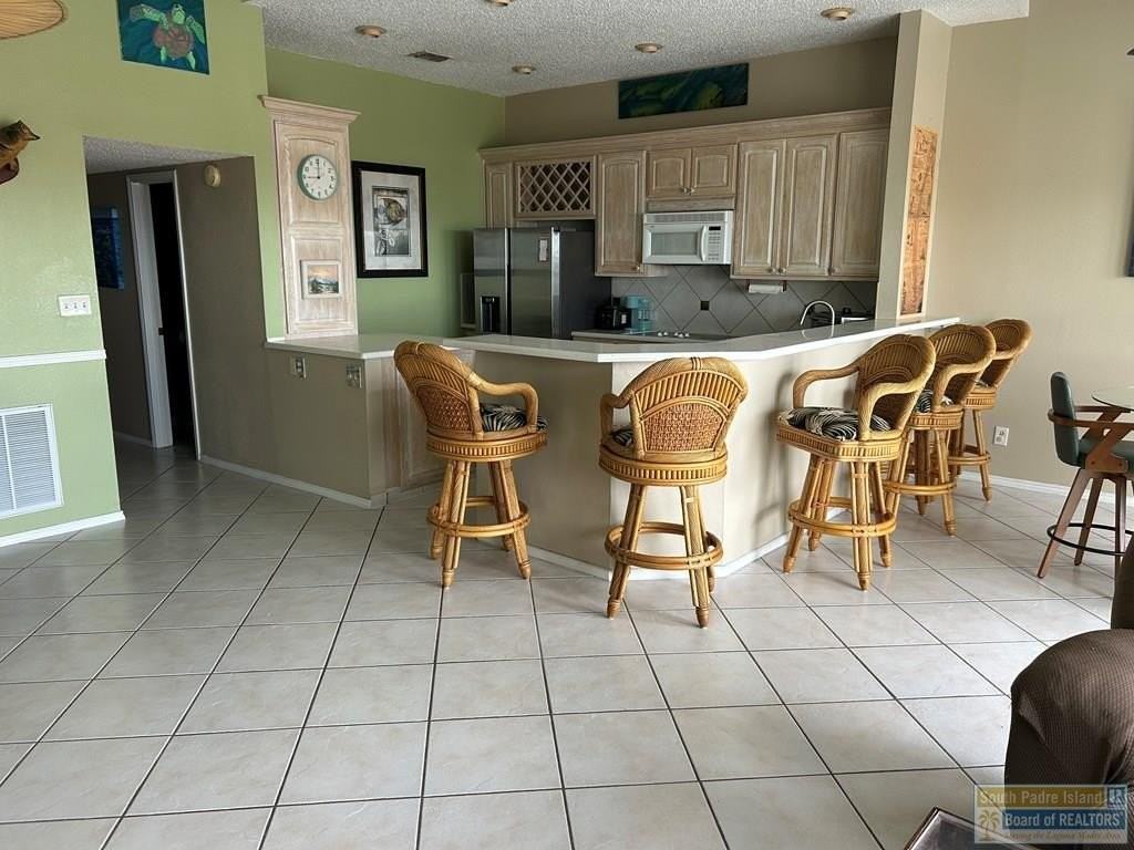 1342 Harbor Island Dr - Photo 6 of 45