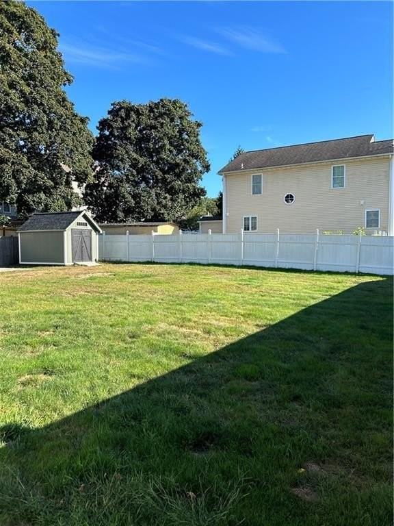 1689 Diamond Hill Rd - Photo 5 of 17