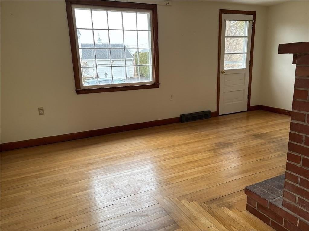 6 Boxwood Ave - Photo 5 of 13