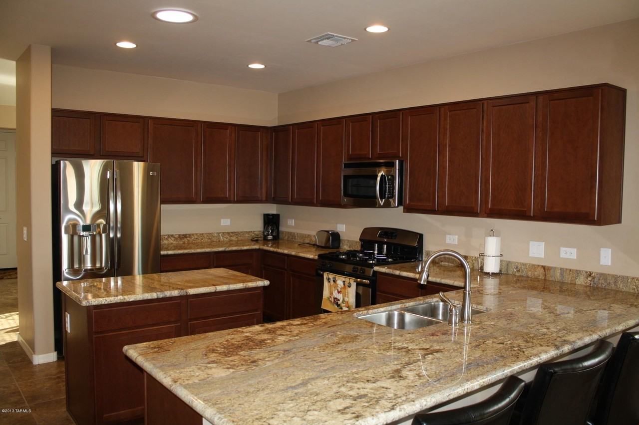 12067 N Meditation Dr - Photo 2 of 18