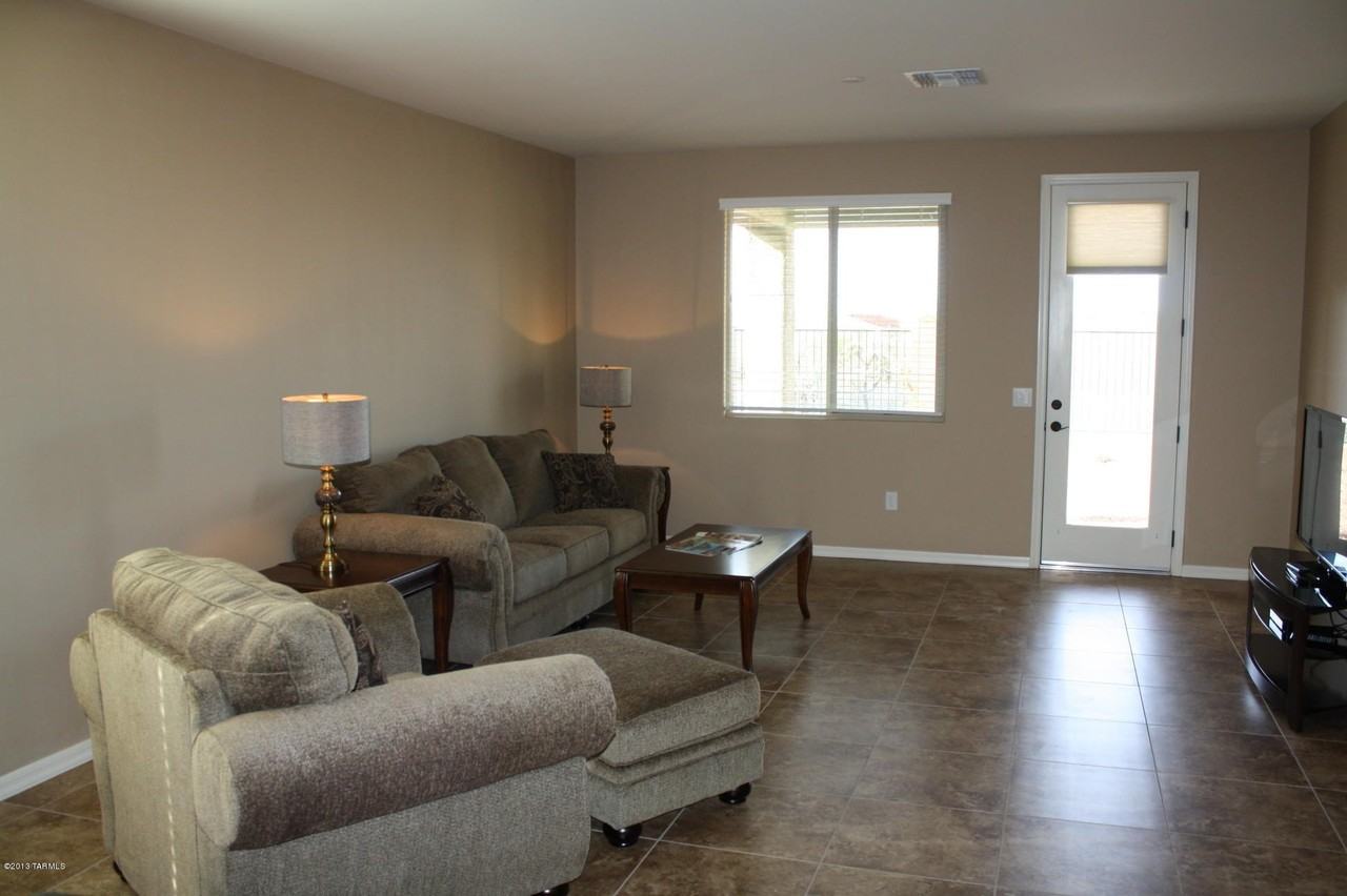 12067 N Meditation Dr - Photo 4 of 18