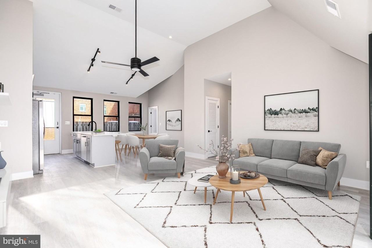 3325 M St Nw Unit Two #2 - Photo 2 of 33