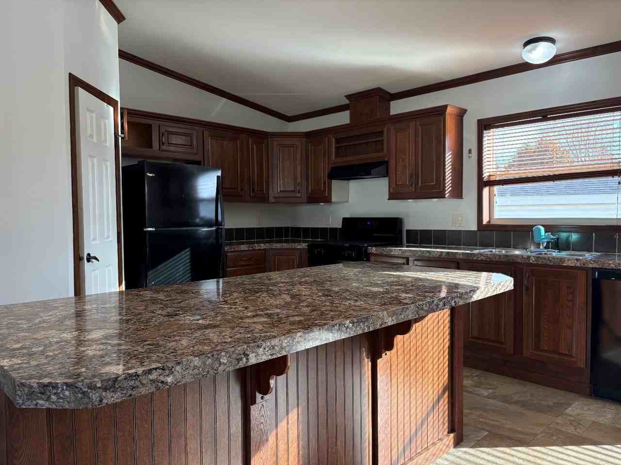 2461 Se Sunset Dr #201 - Photo 4 of 33