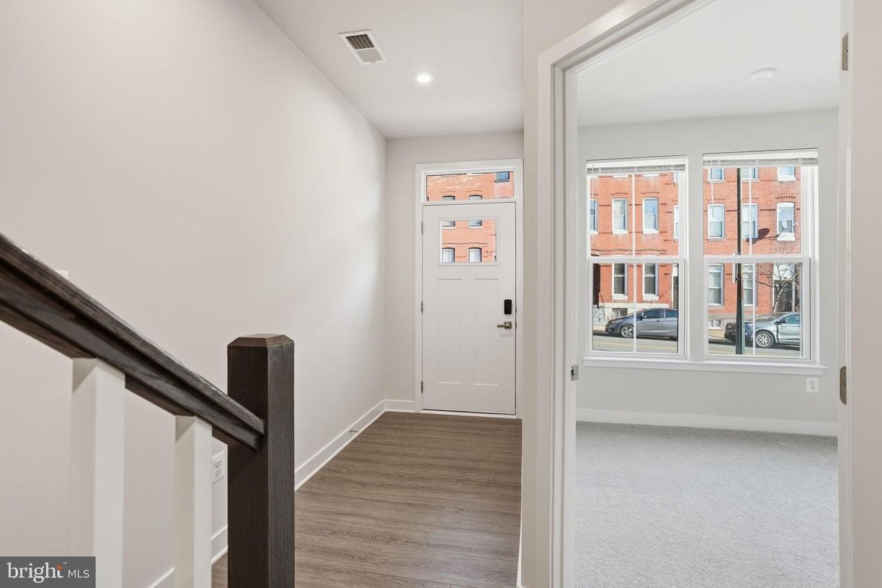 1828 Park Ave - Photo 4 of 38