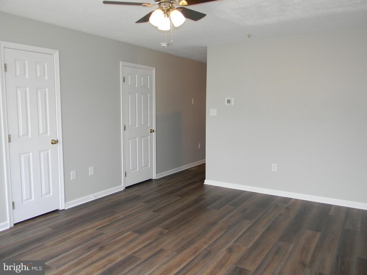 104 W Main St - Photo 3 of 22