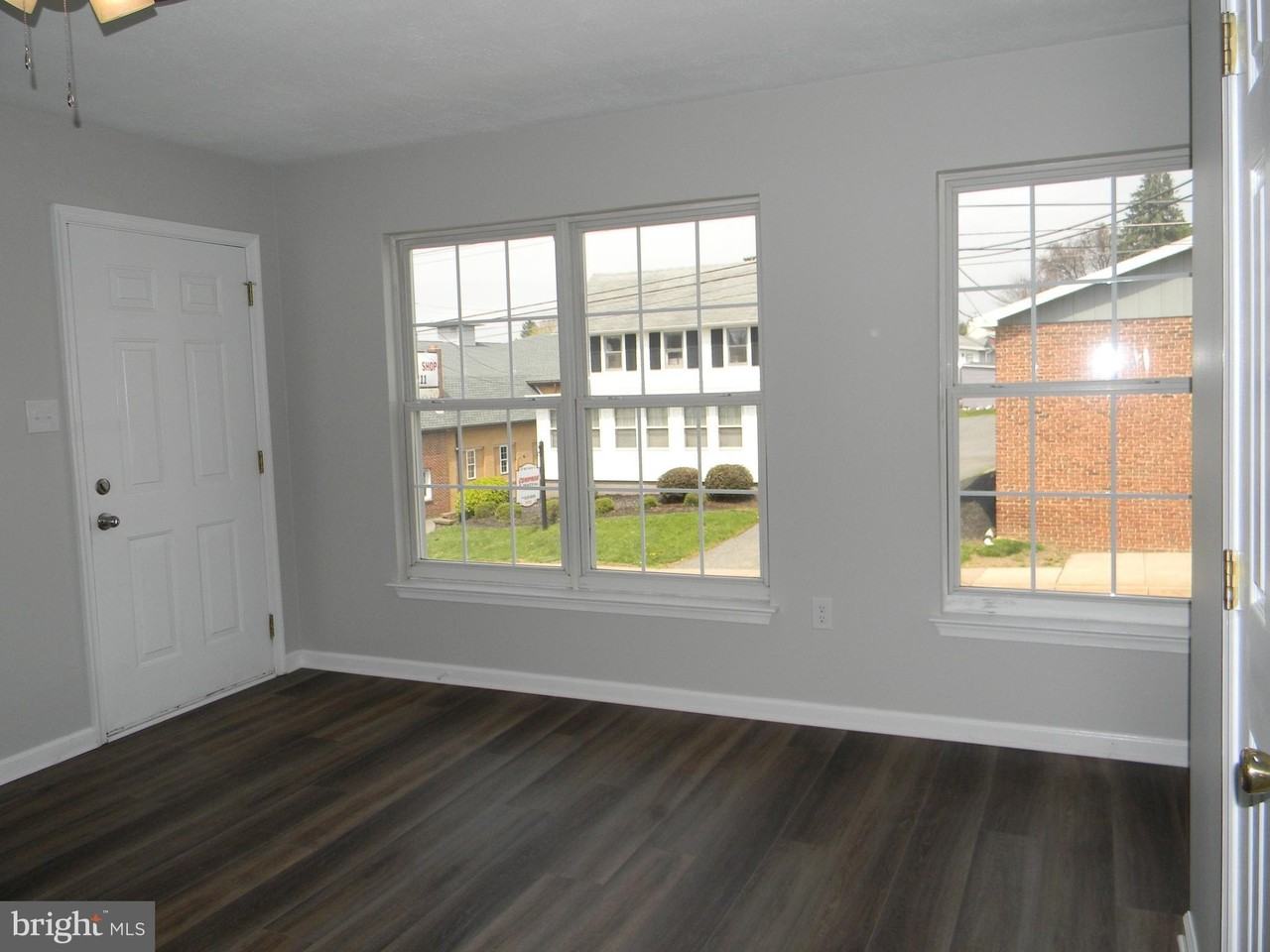 104 W Main St - Photo 5 of 22