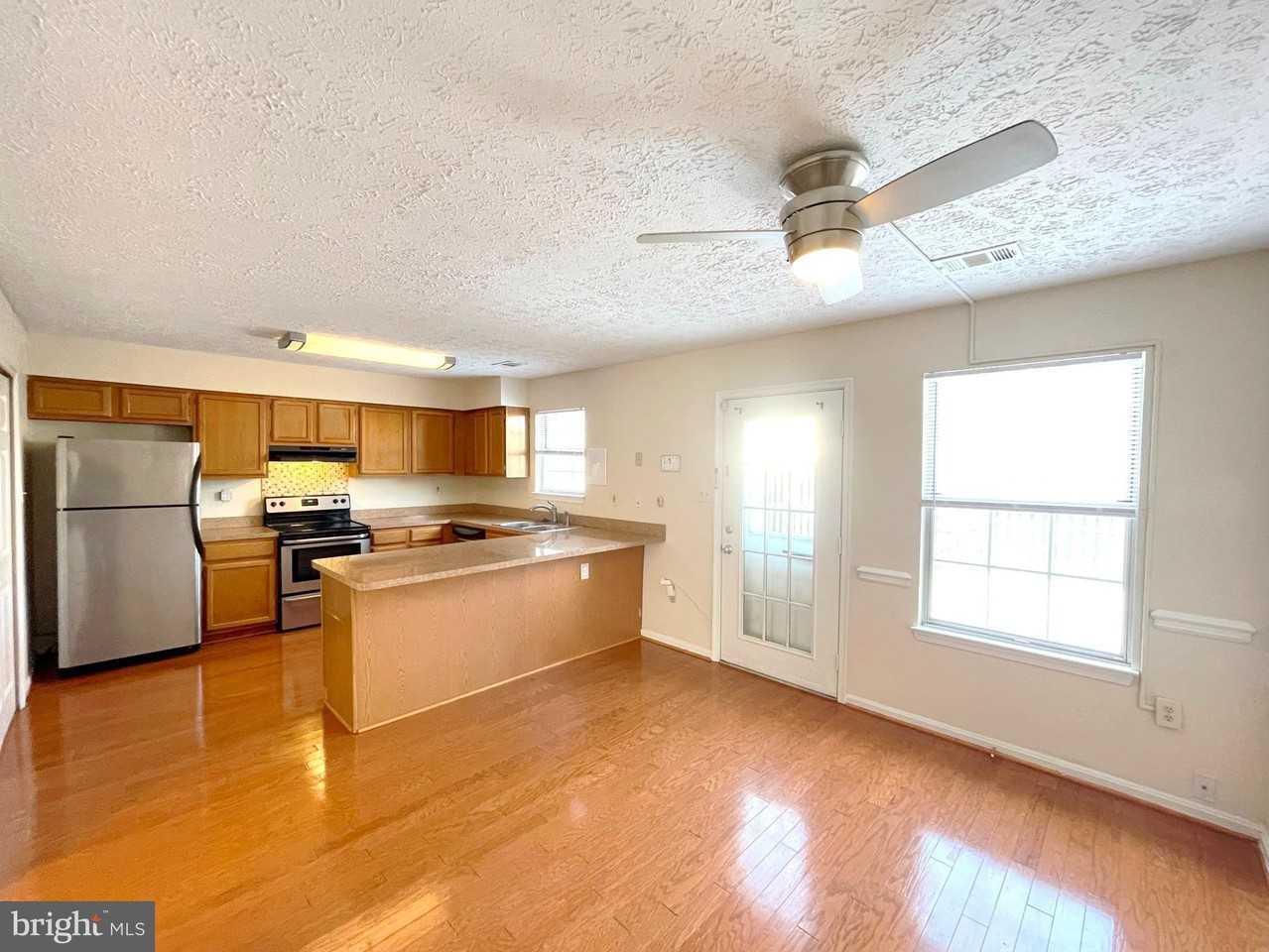 6030 Red Wolf Pl - Photo 7 of 23