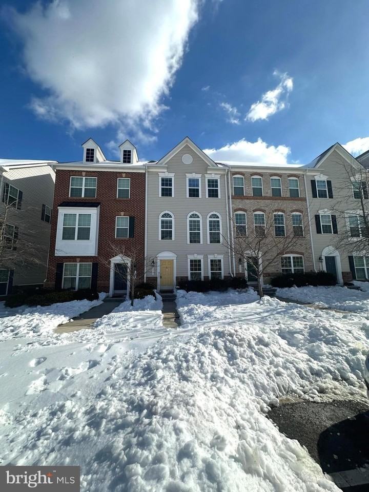 5320 Woodyard Rd - Photo 2 of 33