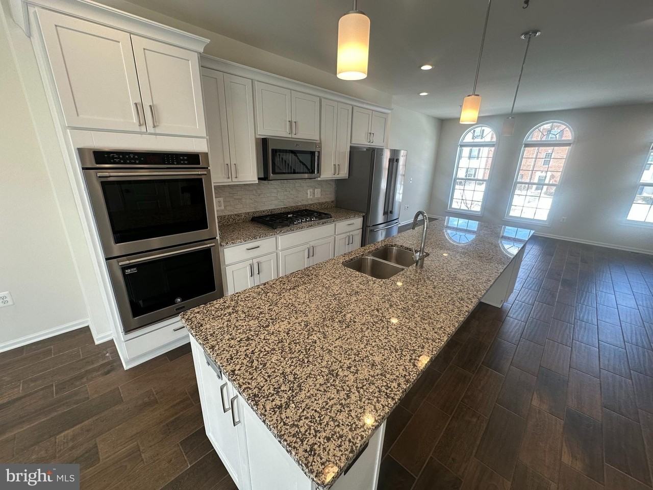 5320 Woodyard Rd - Photo 6 of 33