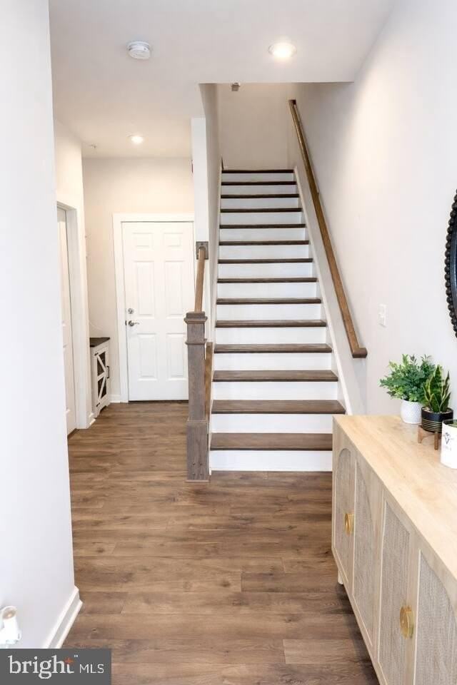 5611 Alpha Ridge Ave - Photo 2 of 18