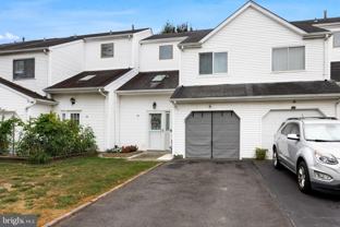 32 Ginger Dr - Photo 1 of 1