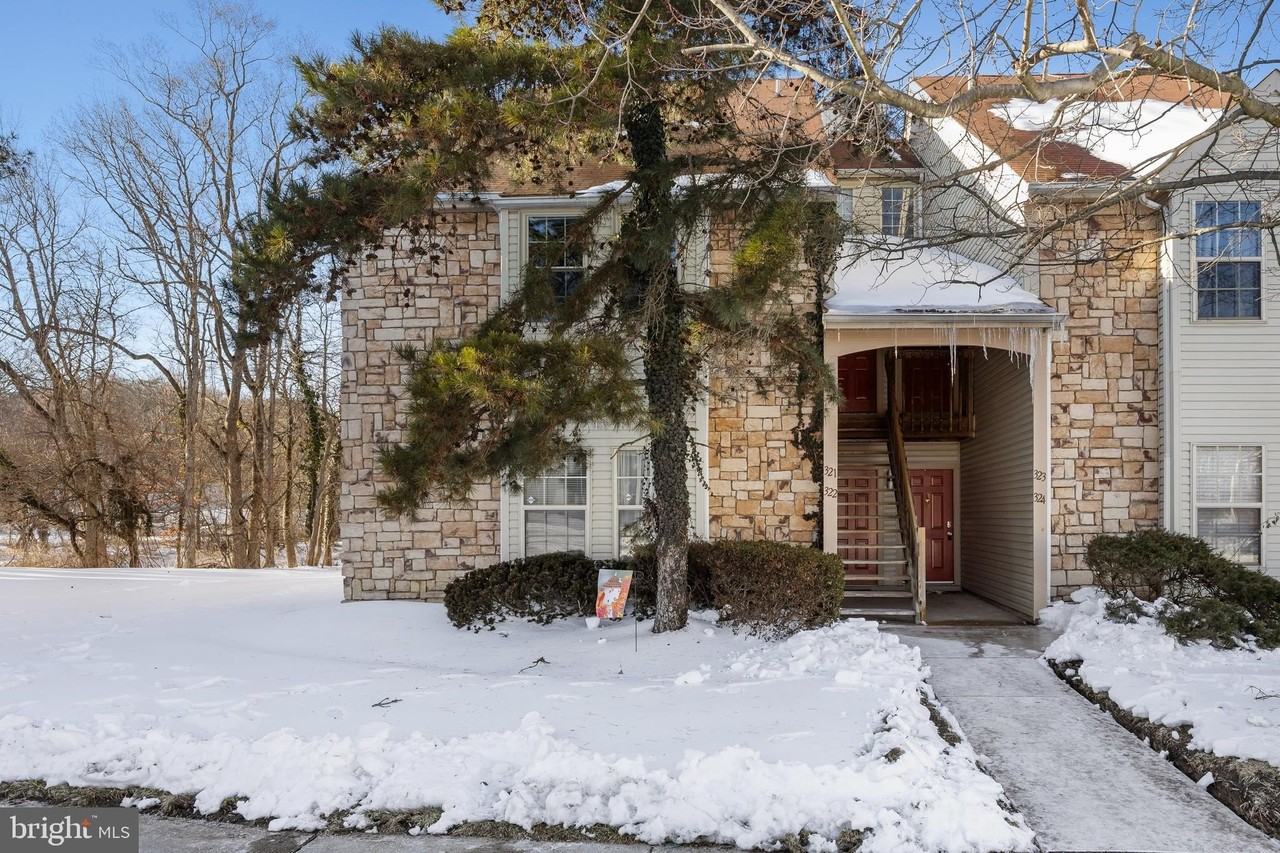 321 Tavistock - Photo 3 of 25