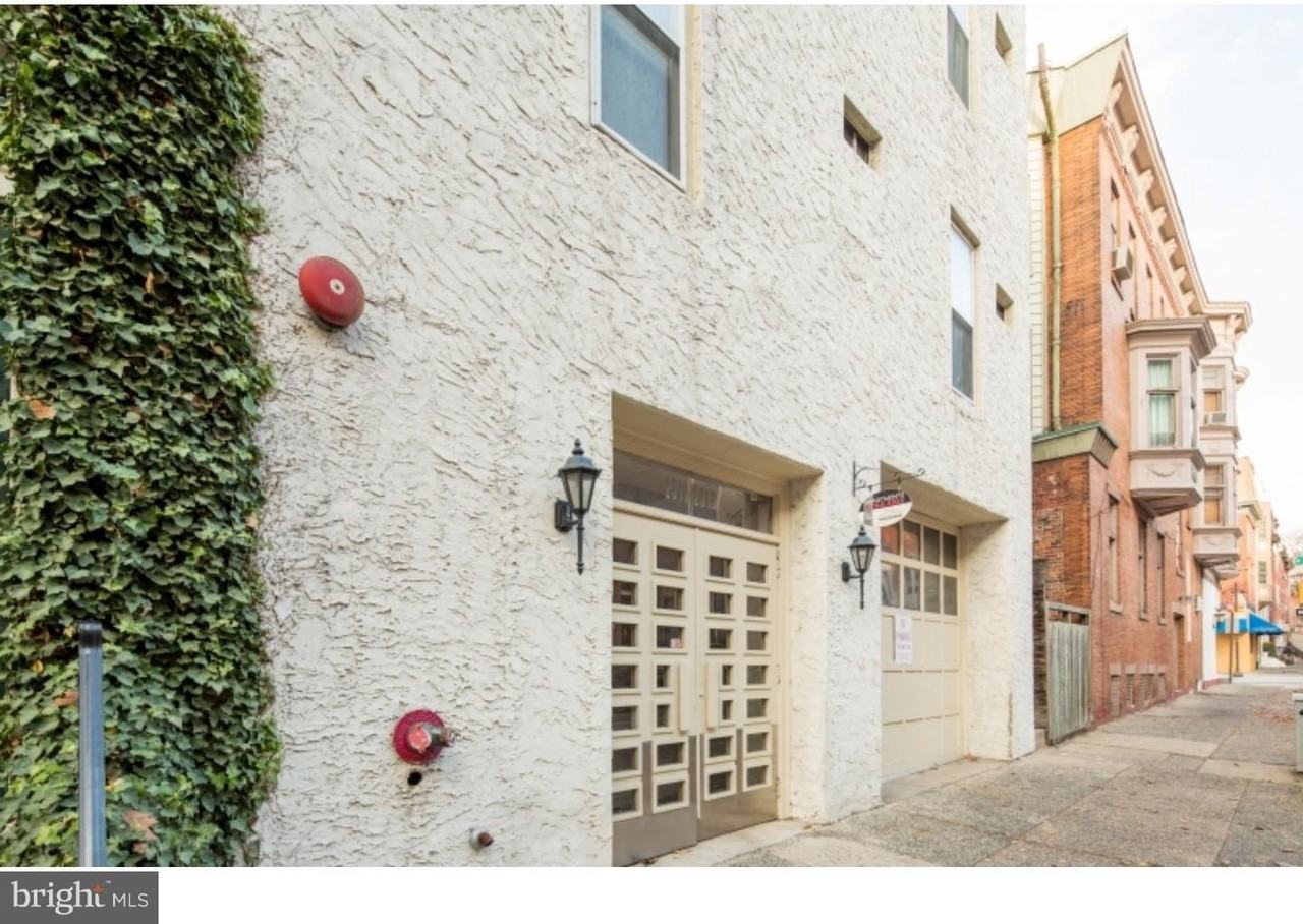 2311 Spruce St Apt 204 #204 - Photo 2 of 34