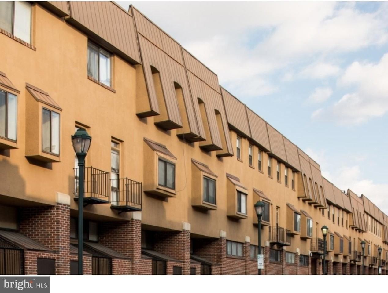 2031 South St Apt 105-5 #105 - Photo 3 of 25