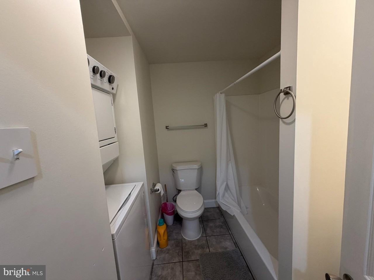 5933 Ogontz Ave Fl 3 #FL3 - Photo 5 of 14