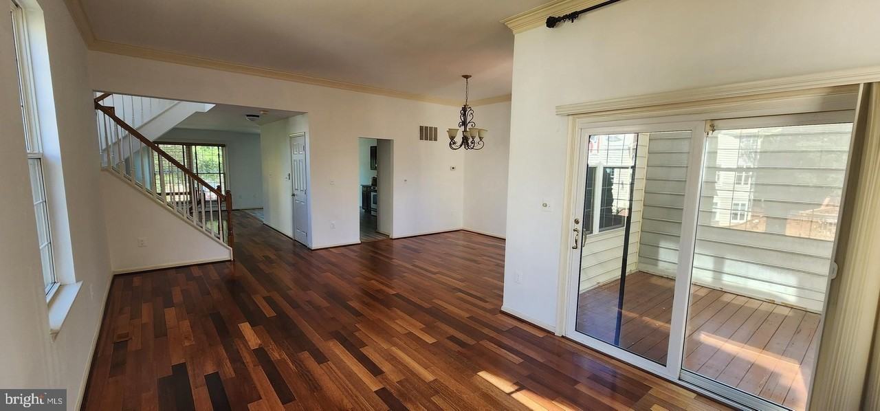 20392 Ashcroft Ter - Photo 6 of 22