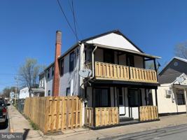 featured image of 224 1/2 Kern St Unit 224 1/2