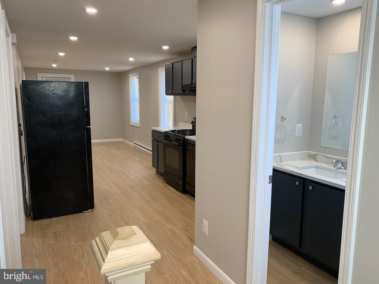 224 1/2 Kern St Unit 224 1/2 #224-1-2 - Photo 5 of 22