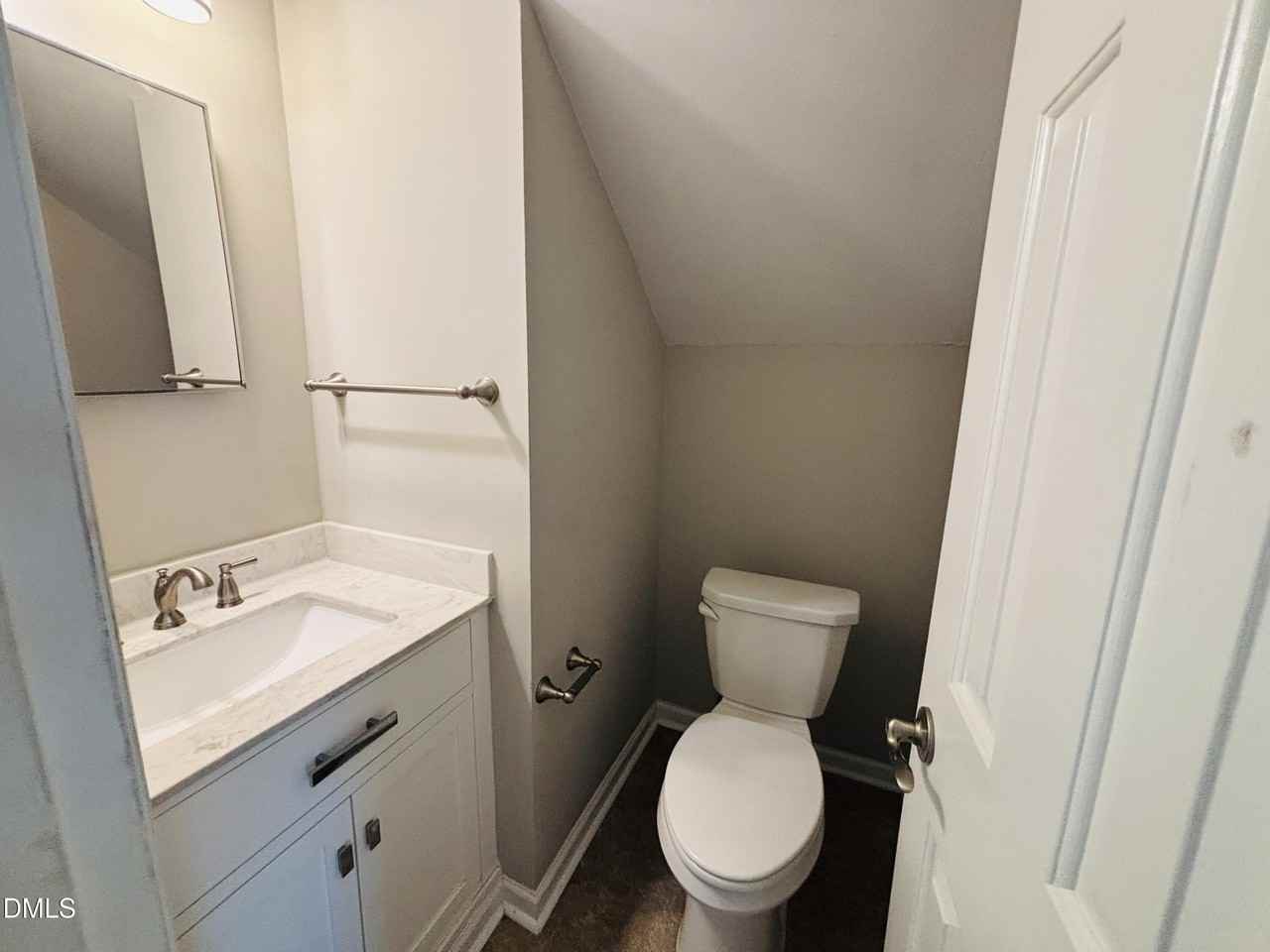 2922 Glenridge Dr Unit B #B - Photo 6 of 6