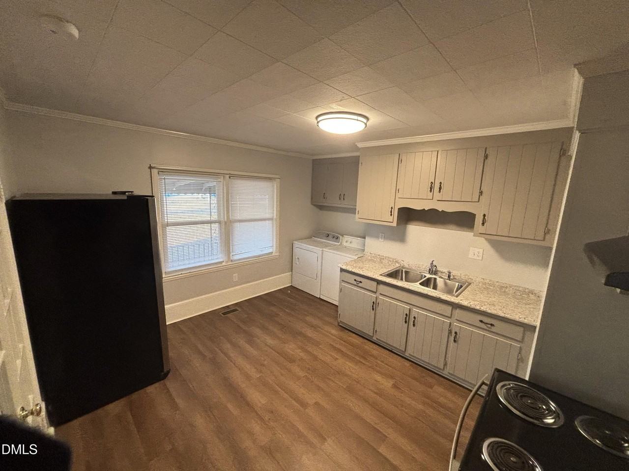 509 Erwin Rd Unit A #A - Photo 3 of 9