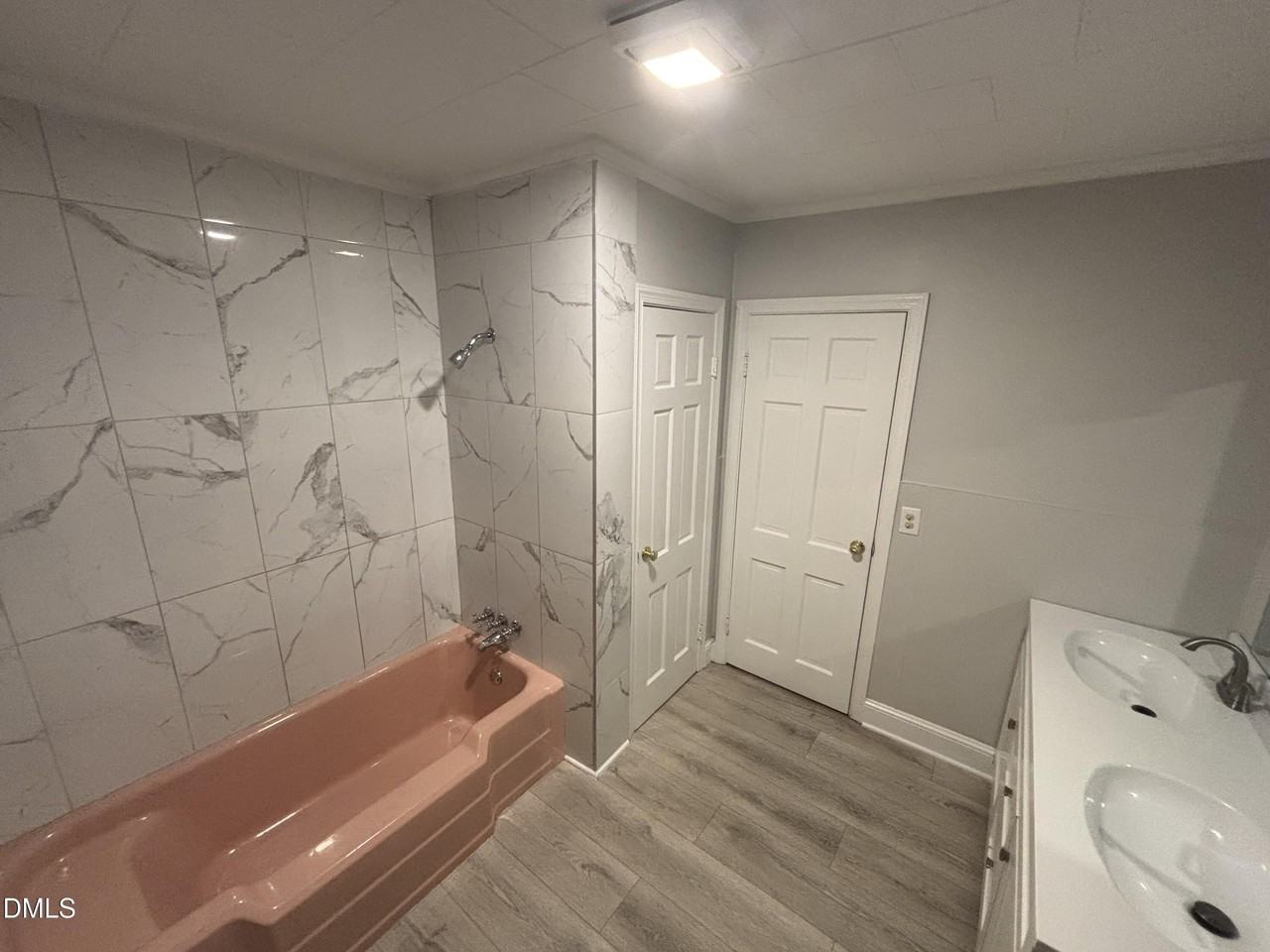 509 Erwin Rd Unit A #A - Photo 6 of 9