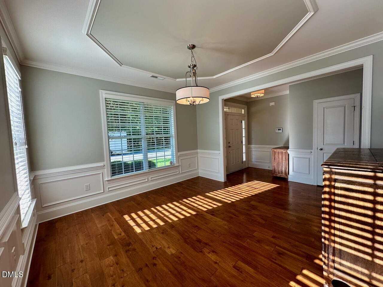 300 Bon Marche Ln - Photo 5 of 27