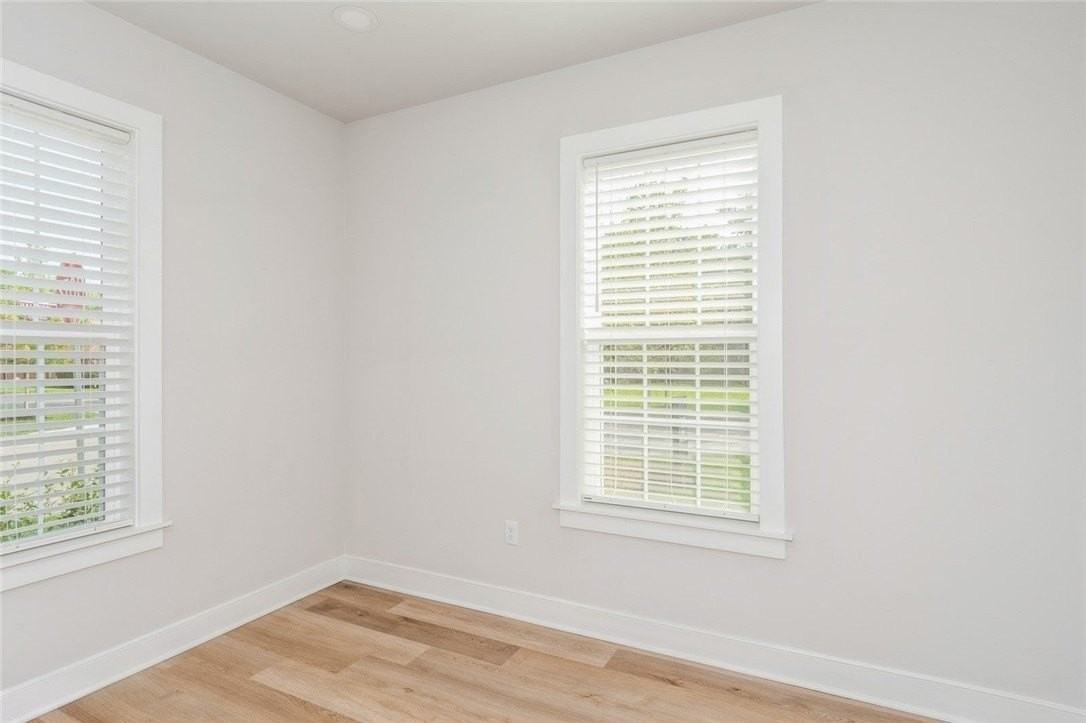 701 Halcyon Ln - Photo 6 of 50