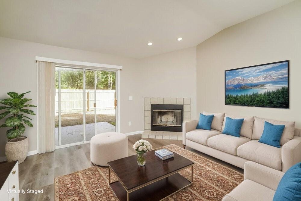 10415 Copperwood Dr - Photo 3 of 19