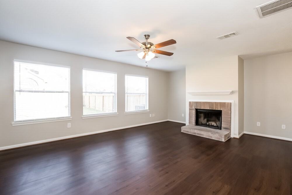 4723 Pleasant Trl - Photo 3 of 14