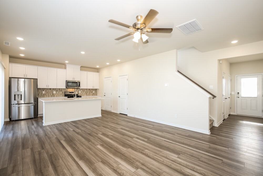 1412 Orchard Hill Rd - Photo 7 of 17