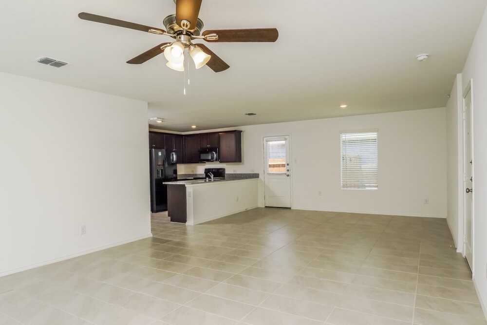 5942 Wedgemere Dr - Photo 4 of 16