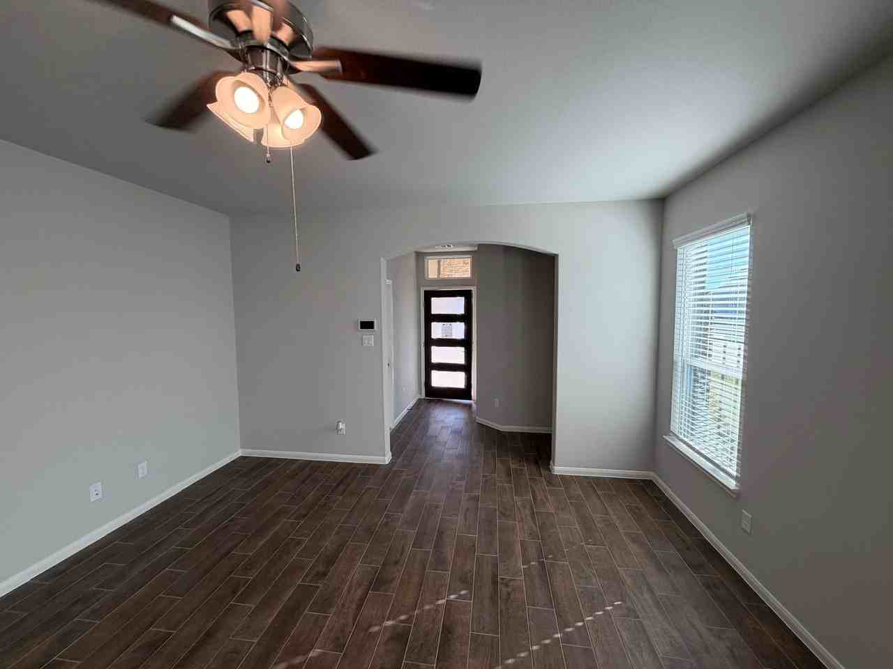 1468 Sundown Glen Ln #1468 - Photo 5 of 16