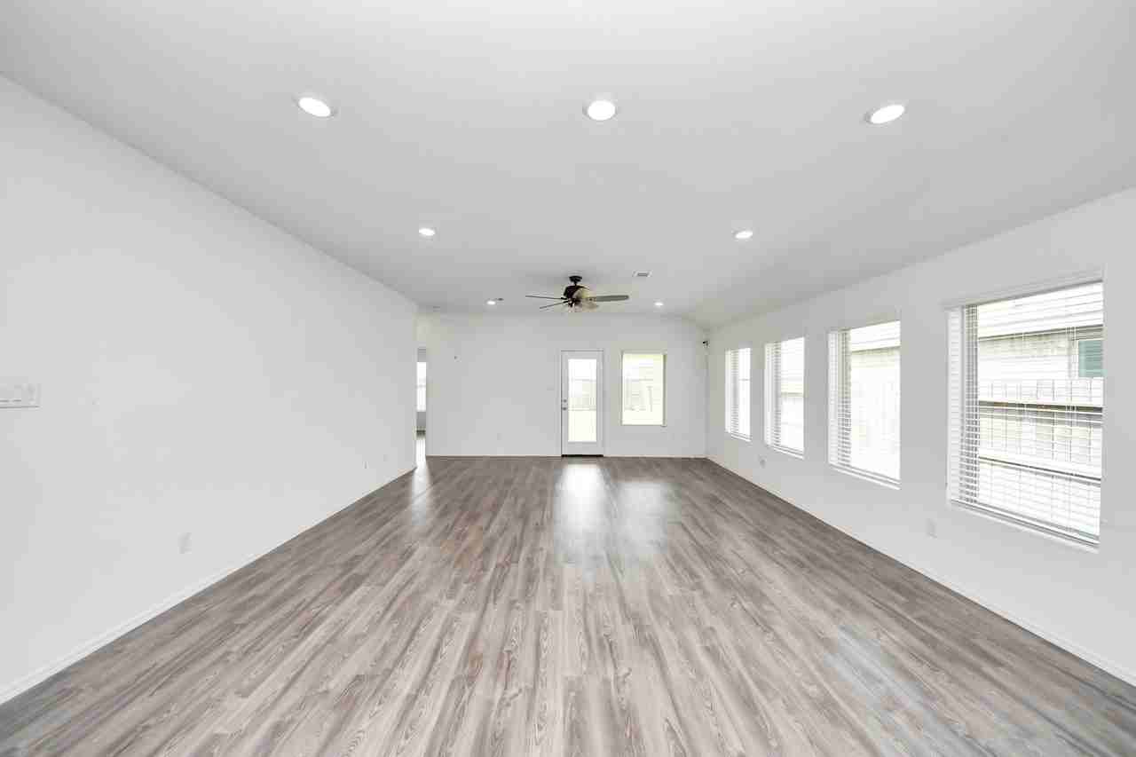 7319 Bridal Ranch Dr #7319 - Photo 3 of 50