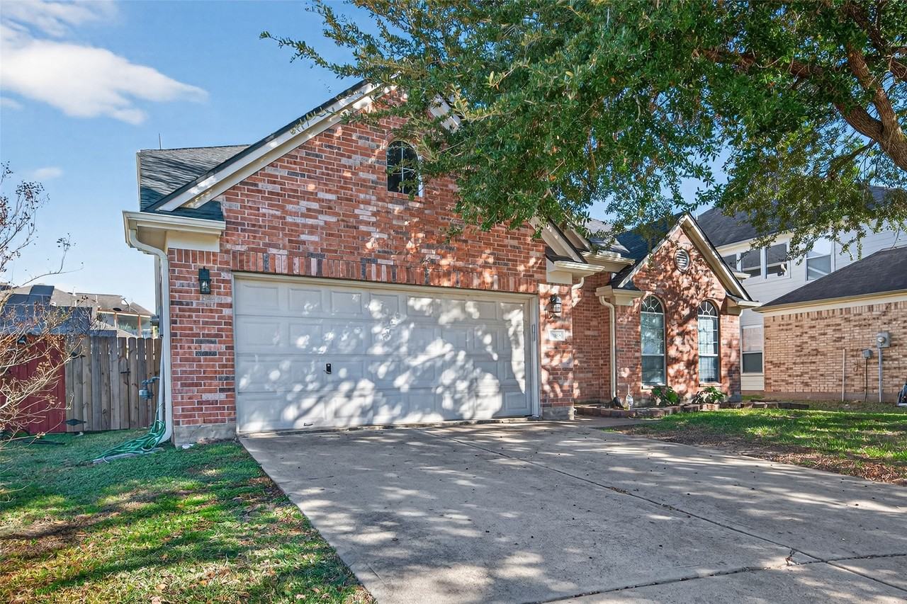 18818 Flagstone Creek Rd #18818 - Photo 5 of 47