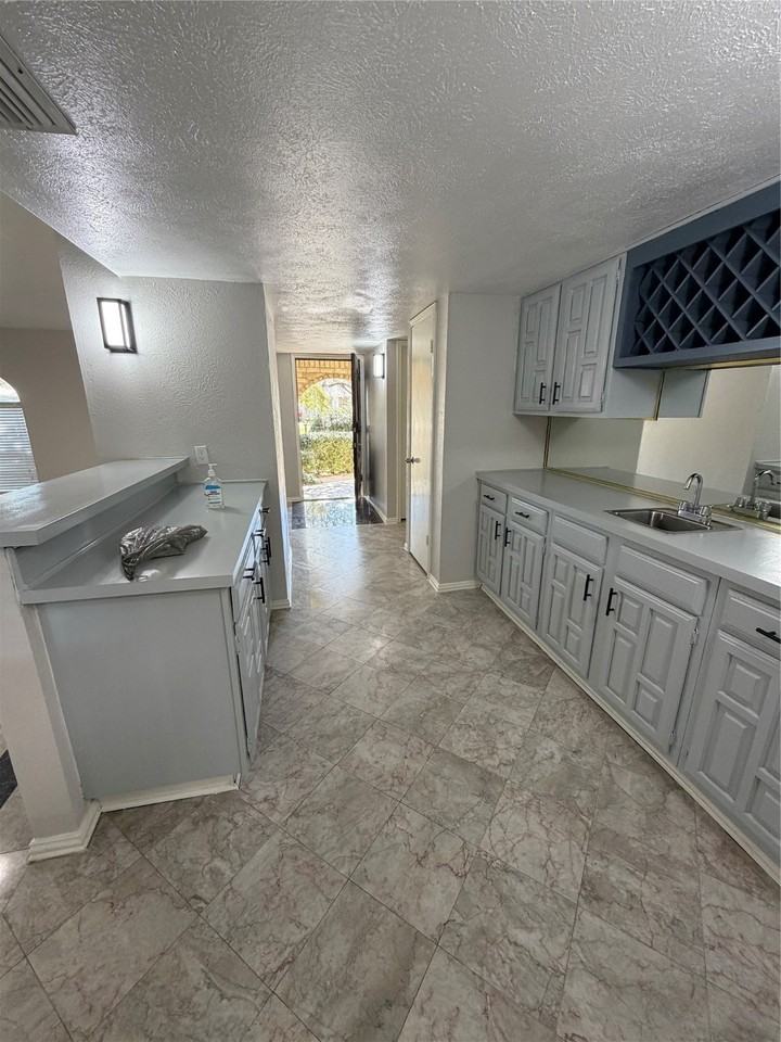 16914 Clan Macgregor Dr #16914 - Photo 7 of 19